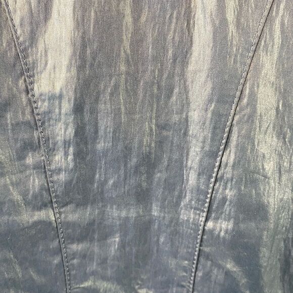 Chico’s Shiny Short Sleeve Hooded Zip Jacket Size 2 - Picture 8 of 15